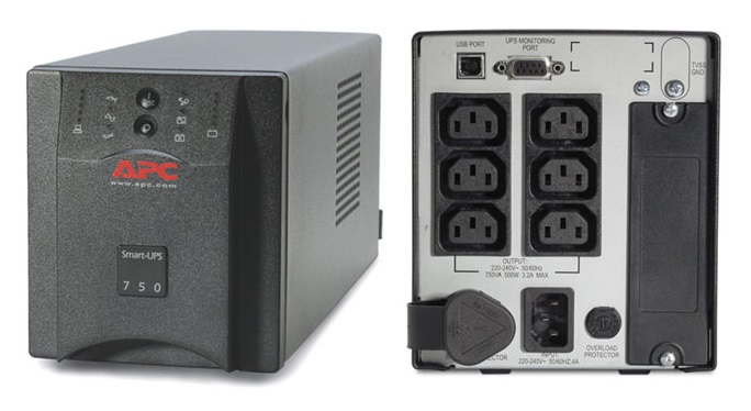 APC Smart-UPS 750 - UPS - AC 230 V - 500 Watt - 750 VA - USB - výstupní konektory: 6 - černá SUA750IX38