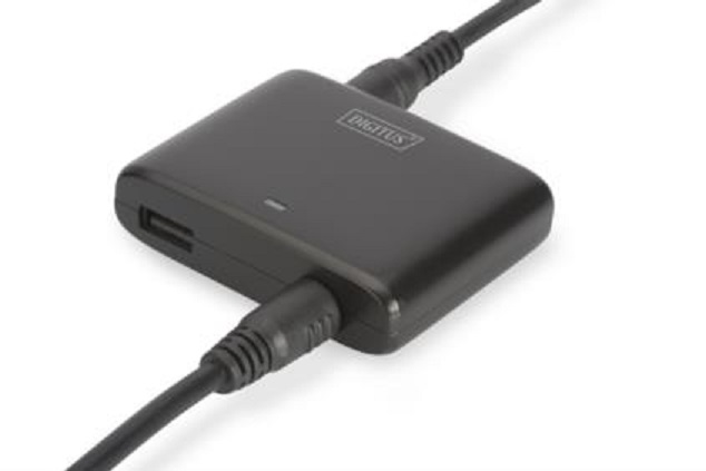 Digitus Universal auto nabíječka pro Notebook, 90W, Ultra malá velikost, USB port (5V / 2.4A), 11x tipy: DA-10191