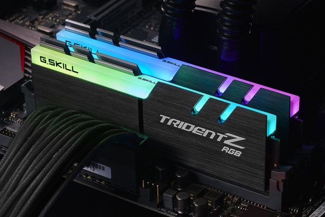 G.Skill Trident Z RGB DDR4 32GB (2x16GB) 3000MHz CL14 1.35V XMP 2.0 F4-3000C14D-32GTZR