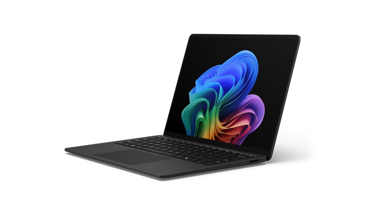 Microsoft Surface Laptop 13.8" (8. edice)/U7-366H/13,8"/2304x1536/T/16GB/512GB/Intel int/W11P/Black/ EP2-47849