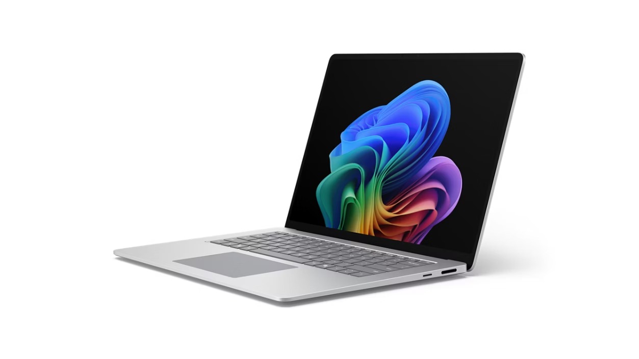 Microsoft Surface Laptop 15" (8. edice)/UX7-368H/15"/3270x2180/T/64GB/1TB/Intel int/W11P/Platinum/2R EP2-50863