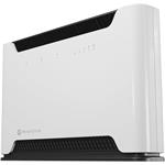 MikroTik Chateau LTE6, 5x GLAN, 2.4+5GHz, 802.11a/b/g/n/ac, USB 2.0, LTE 6, L4, indoor D53G-5HacD2HnD-TC&FG621-EA