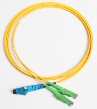 Patchcord FO duplex E2000/APC-LC 9/125um SM 3m, OS2 502710795221213