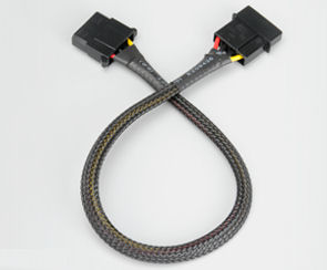 Akasa AK-CBPW02-30 4pin Molex PSU predlžovací kábel 30cm