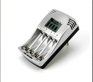 Ansmann PHOTO CAM IV LCD nabíječka + 4x AA 2500mAh maxE+ 9290