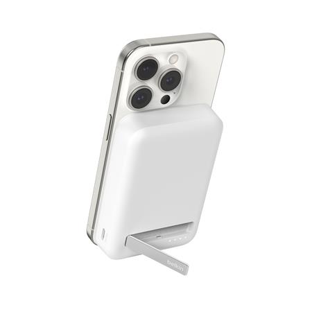 Belkin BOOST CHARGE™ Qi2 Magnetická Bezdrátová PowerBanka se stojánkem, 10000mAh, 15W, bílá BPD008btWH