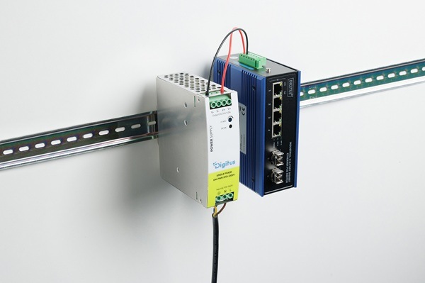 DIGITUS 24 V DC, 5 A, 120 W, AC-DC, Průmyslový napájecí zdroj pro montáž na DIN lištu, kovové pouzdro DN-PWR-STD-12024