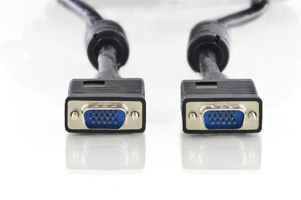 Digitus VGA Monitor connection cable, HD15 M/M, 15.0m, 3Coax/7C, 2xferrite, bl DB-310103-150-S