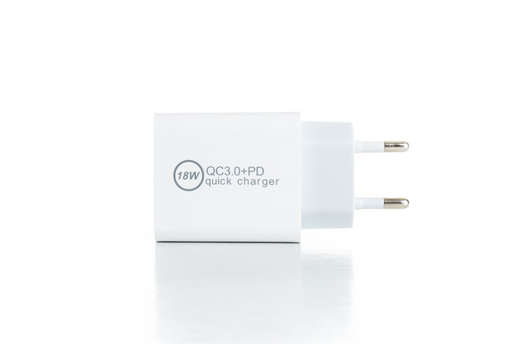 ER PW 18W USB-C PD/USB-A QC ERPW18PD2WH 8595603949679