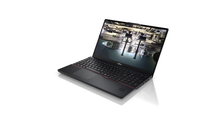 Fujitsu LIFEBOOK E5512A/Ryzen5 5675U/8GB/SSD 256GB NVMe/15,6" FHD/SC/W11Pro VFY:E552AMFADRCZ