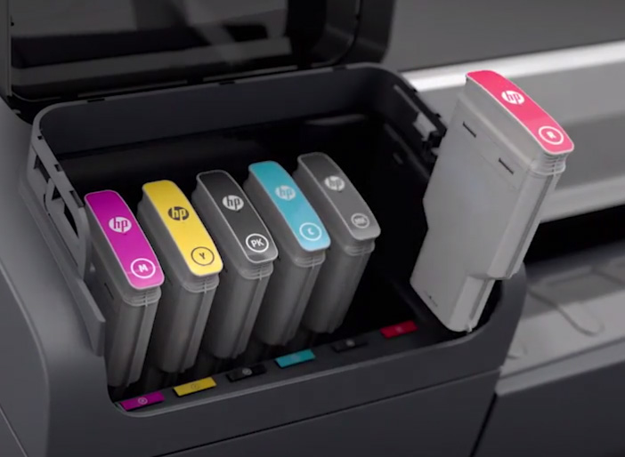 HP F9K00A 745 130-ml Chromatic Red Ink Cartridge