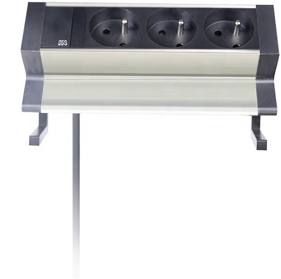 IN Stolní zásuvková lišta, 3 zásuvky 8595685530390