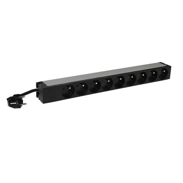 Legrand PDU NAPÁJACÍ BLOK 9X 230V S INDIKÁTOROM 646820