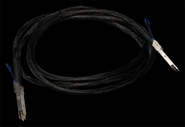 MikroTik DDQ+DA0003 3m 400GB přímý propojovací kabel s QSFP-DD moduly