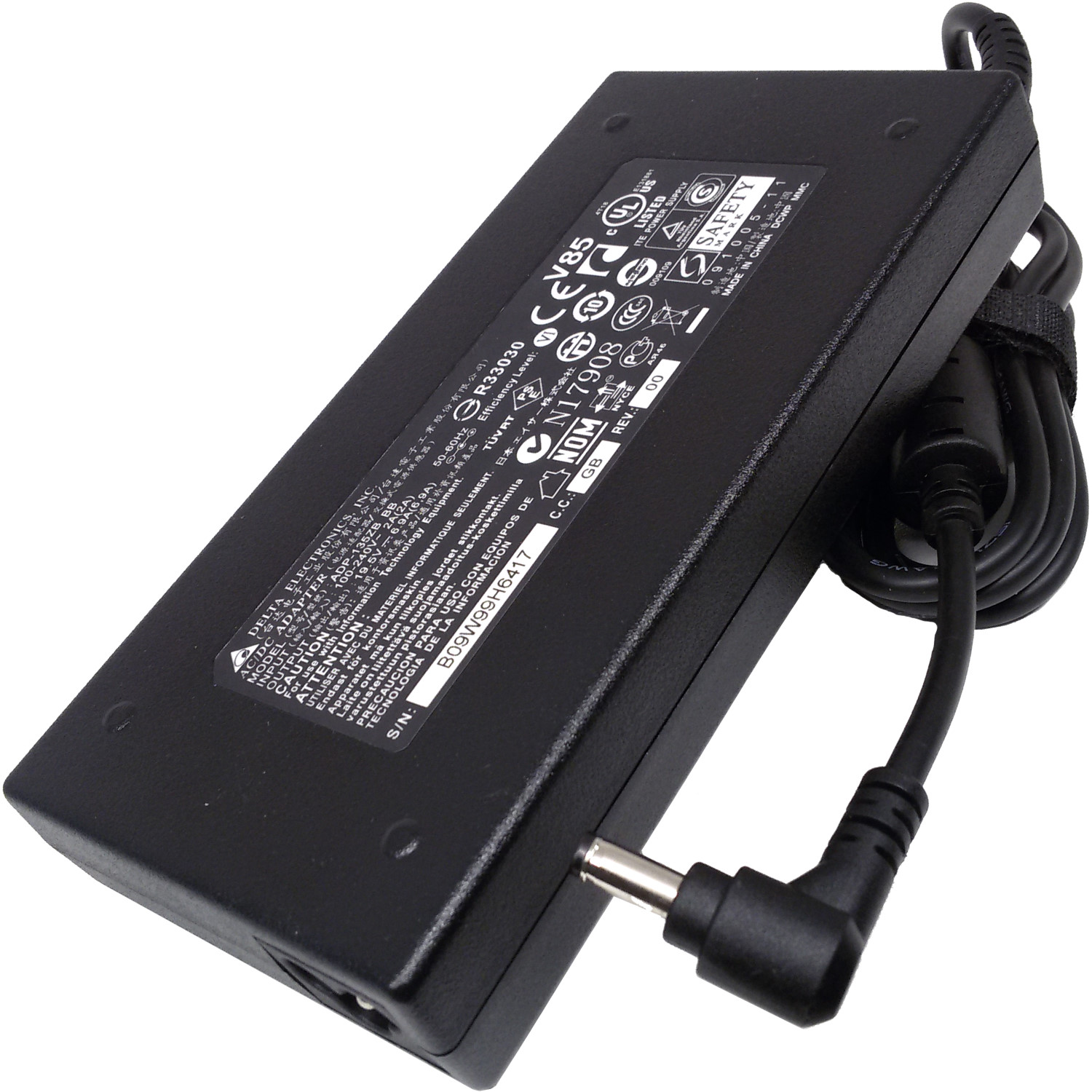 Napájecí adaptér MSI 135W 19,5V (vč. síť. šňůry) 77011234
