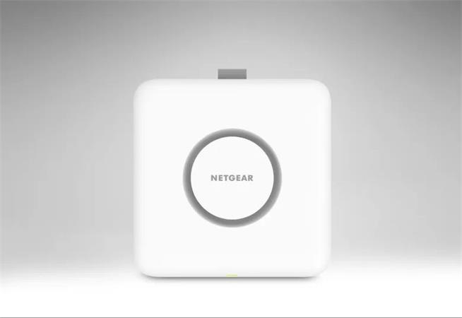 NETGEAR Business WBE750 - Bezdrátový access point - pásmo ptri, PoE, 10G, náhled - Wi-Fi 7 - 2.4 GH WBE750-100EUS