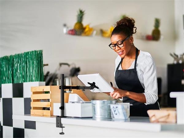 ONKRON otočný Stolný držiak na monitor,13 až 34"max 8 kg, čierny D121E-B