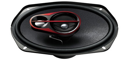 Pioneer TS-R6951S 3-pásmový reproduktor o rozměru 6*9 palců, červenočerné provedení s krycí mřížkou, výkonu 400W