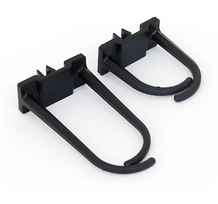 Plastový háček velký otvor 60x30 černý