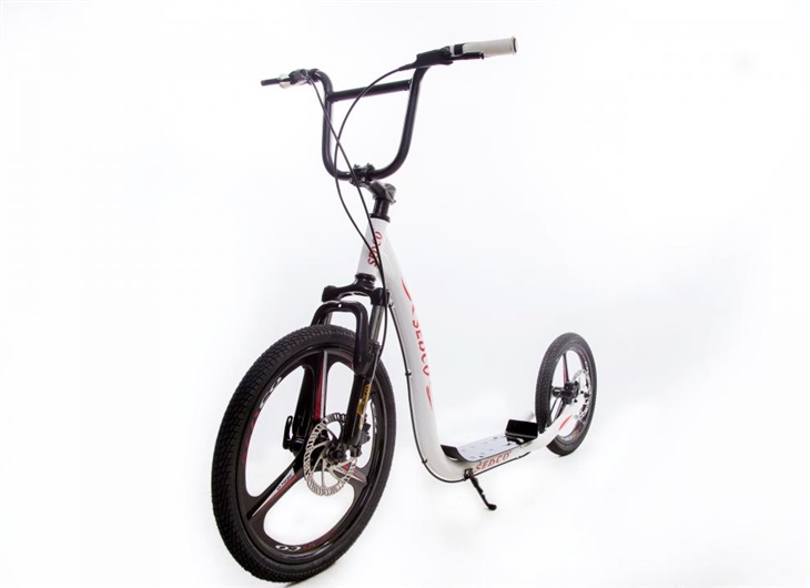 SEDCO Koloběžka MAGNUM 3.3 20/16 bílá 8595096658027