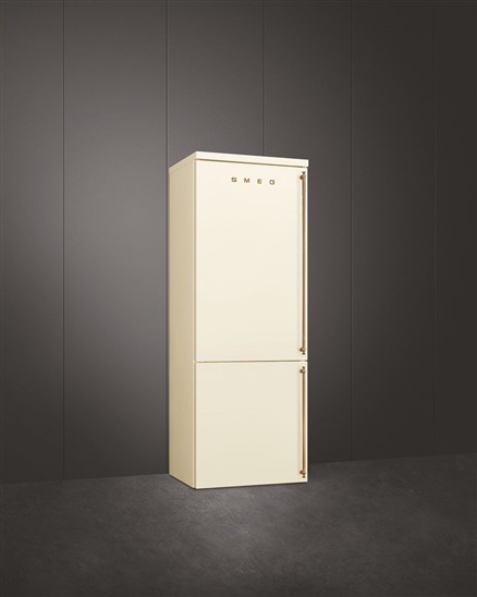 SMEG FA8005LPO5 chladnicka s mraznickou dole 8017709297435
