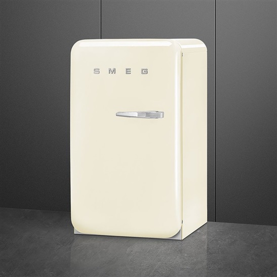 SMEG FAB10LCR5 chladnicka s mraziacim boxom hore 8017709298777