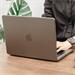 SwitchEasy Hardshell Nude Case pre MacBook Air 13" M2 2022 - Black SMB136012TB22