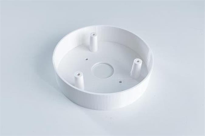TP-LINK držák s kabelovou krytkou pro kamery VIGI C400/C440/C440-W na stěnu nebo strop, bílý D-VIGIC4X-C