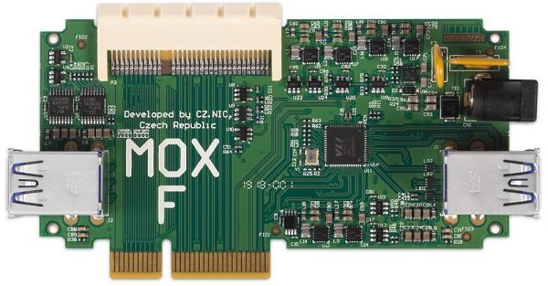 Turris MOX F Modul - USB (s boxem) RTMX-MFBOX