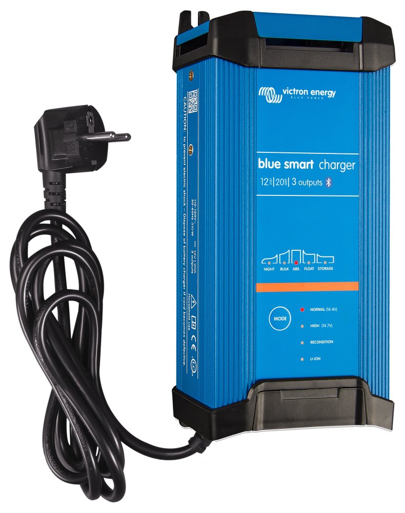 Victron BlueSmart IP22 chytrá nabíječka baterií 12V/20A (3) BPC122044002