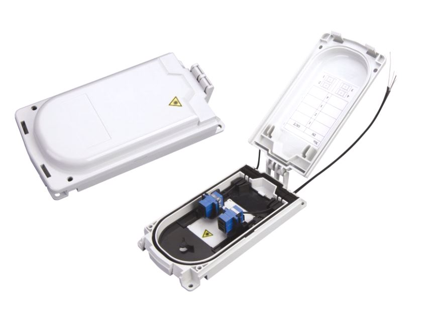 XtendLan plastový rozvaděč pro 4 odbočky, voděodolný Ip65 ORSW-204-SCS