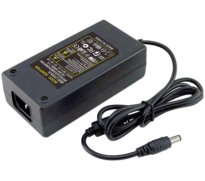 XtendLan Zdroj 100-240 VAC/50-60Hz, výstup 24V/2A DC, jack 5.5/2.1mm, adaptér ZS01-24-2