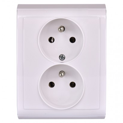 Zásuvka dvojitá PRAKTIK 4FN15066.901B 8585001528606