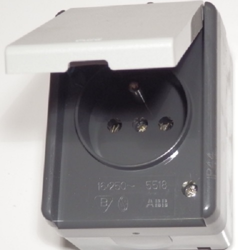 Zásuvka ABB jednonásobná, venkovní, IP44 5518-2929 S